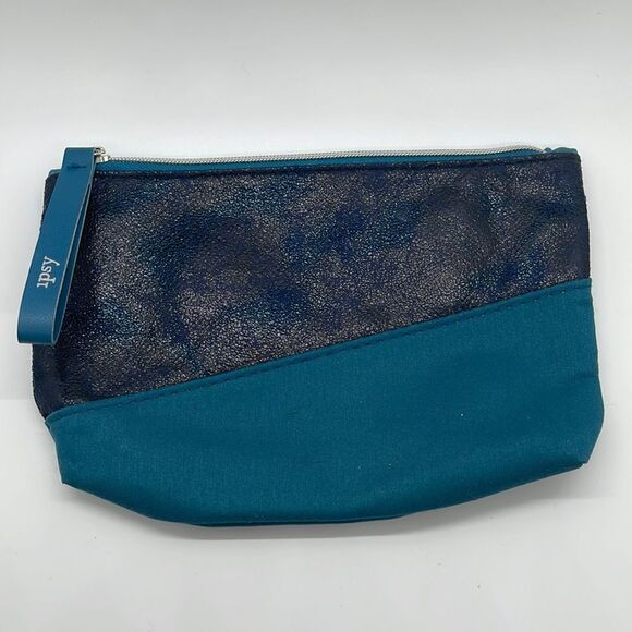 NWT Limited Edition Ipsy Bag - Picture 2 of 4